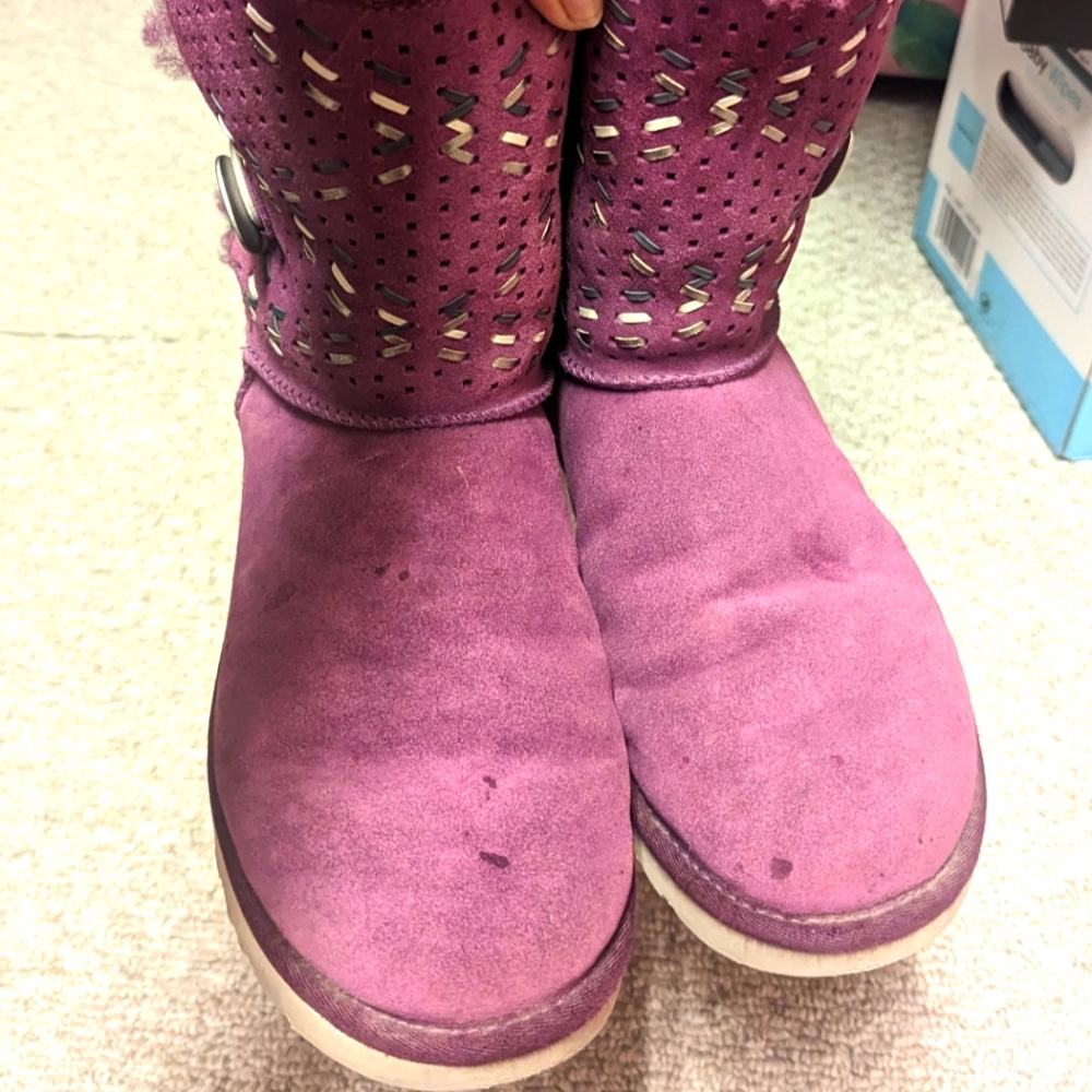 Ugg boots size 9